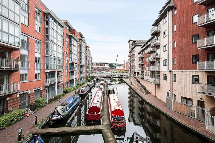 2 Bedroom Apartment To Rent In King Edwards Wharf, Sheepcote Street, Birmingham, B16