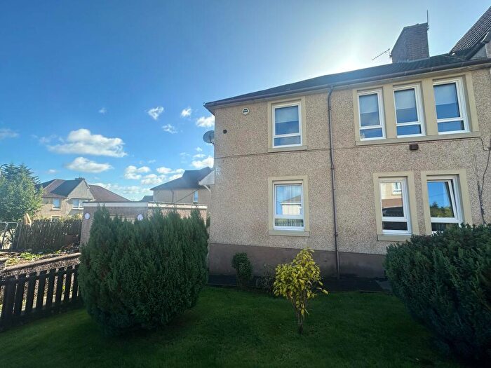 2 Bedroom Flat To Rent In Burns Crescent, Airdrie, ML6