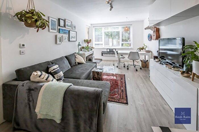 1 Bedroom Apartment To Rent In Old Paradise Street, London, SE11