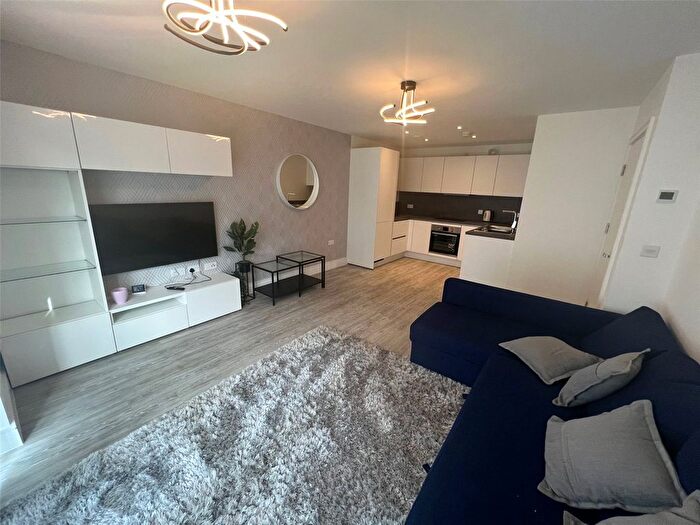 1 Bedroom Flat To Rent In Thomas Blake Avenue, Southampton, Hampshire, SO14