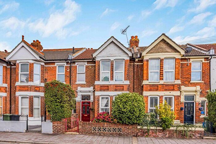 3 Bedroom Terraced House To Rent In Winter Road, Southsea, PO4