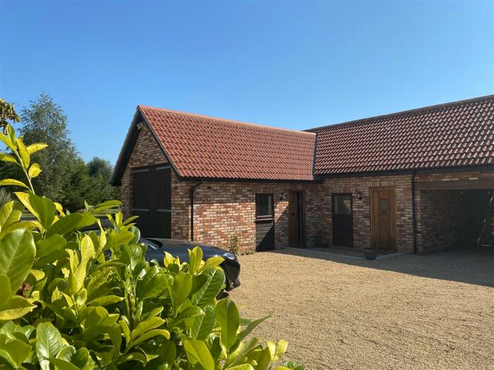 1 Bedroom Farm House To Rent In North Bradley, Trowbridge, BA14