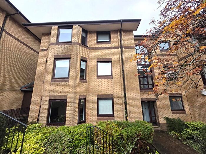 2 Bedroom Flat To Rent In Riverside Gardens, Busby, Glasgow, G76