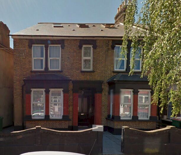 1 Bedroom Flat To Rent In Byron Avenue, London, E12