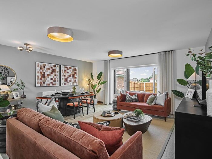 4 Bedroom Semi-Detached House For Sale In Thornwood Park, Thornwood, Epping, CM16