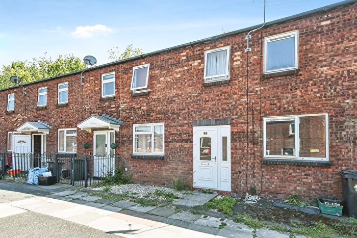 3 Bedroom Terraced House For Sale In Lilac Court, Swindon, SN2