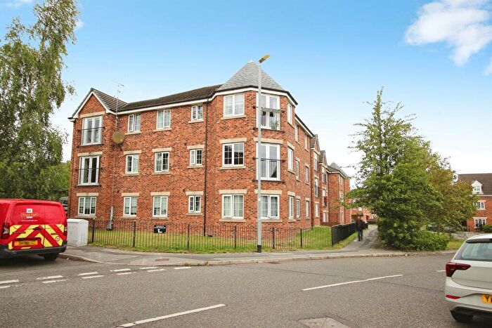 2 Bedroom Apartment For Sale In New Forest Way, Leeds, LS10