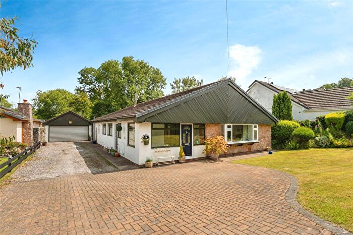 3 Bedroom Bungalow For Sale In Pen Y Fron Road, Pantymwyn, Mold, Flintshire, CH7