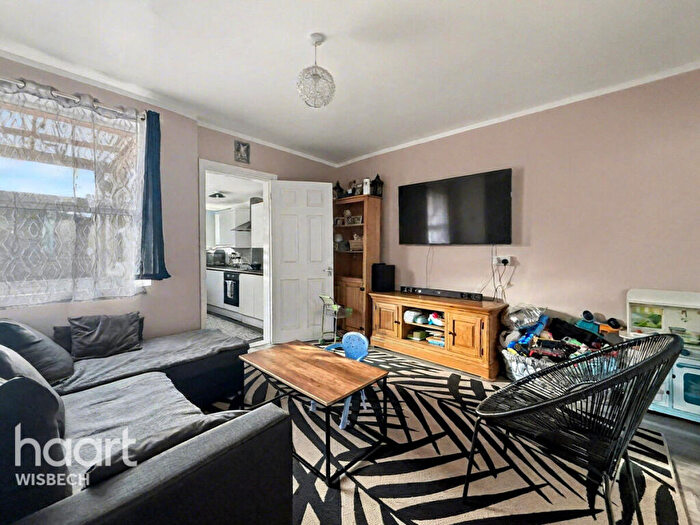 3 Bedroom Terraced House For Sale In Sybil Road, Wisbech, PE13