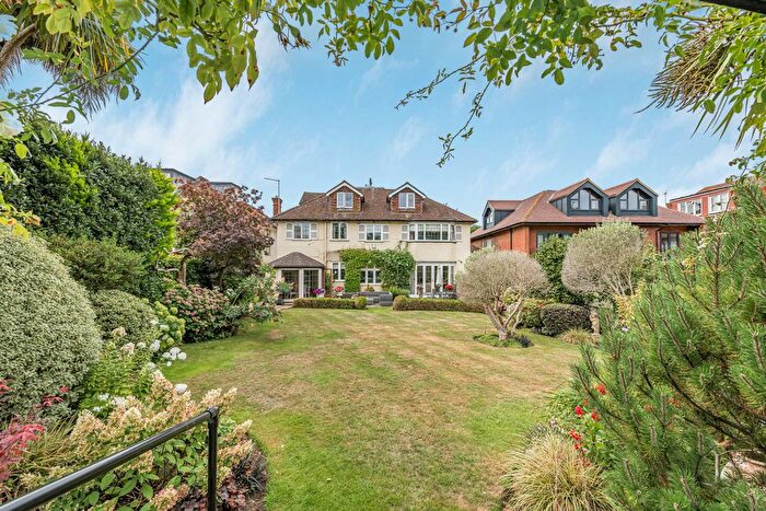 6 Bedroom Detached House For Sale In Sheen Common Drive, Richmond, TW10