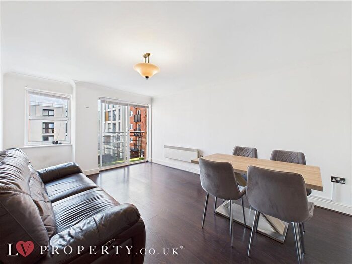 2 Bedroom Flat For Sale In Edward Street, Birmingham, West Midlands, B1