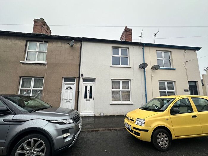 2 Bedroom Terraced House For Sale In North Road, Brecon, LD3