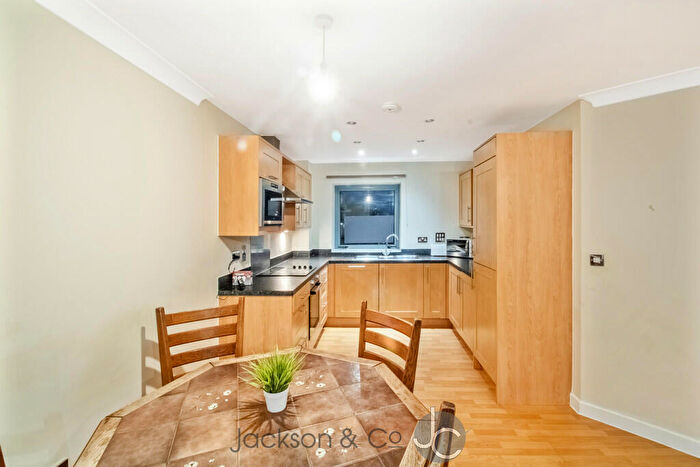 2 Bedroom Apartment To Rent In Quayside Drive, Colchester, CO2