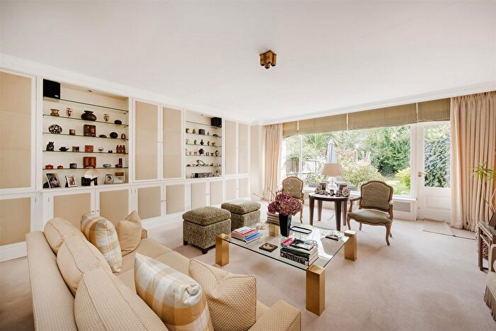 5 Bedroom Property For Sale In Elsworthy Road, Primrose Hill, London, NW3