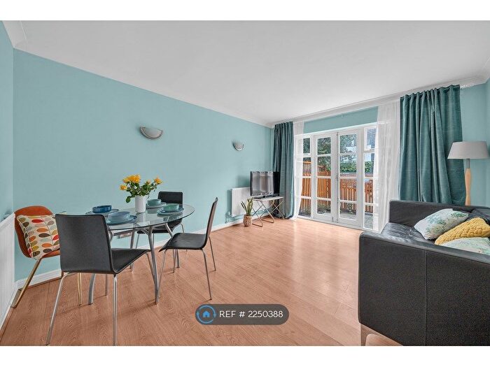 2 Bedroom Terraced House To Rent In Gainsford Street, London, SE1