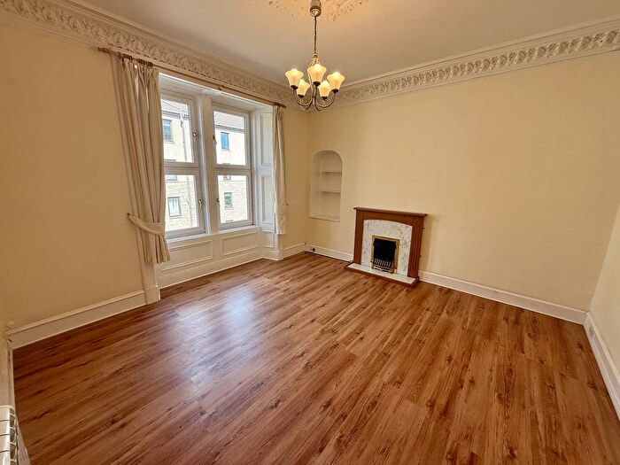 2 Bedroom Flat To Rent In Gowrie Street, Dundee, DD2
