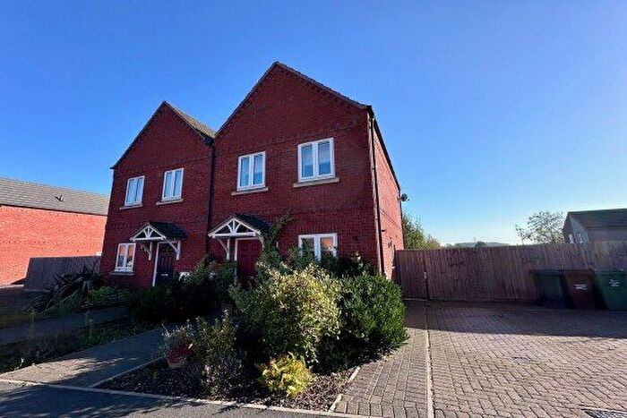 2 Bedroom Semi-Detached House To Rent In Webster Road, Loughborough, LE11