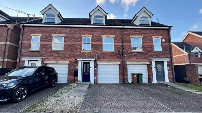 3 Bedroom Terraced House For Sale In Laurel Way, Scunthorpe, DN16