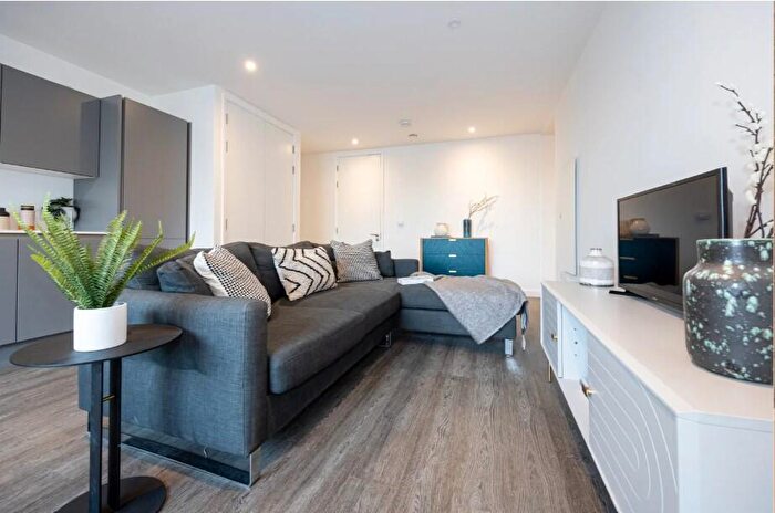 2 Bedroom Apartment For Sale In Manchester, Greater Manchester, M3