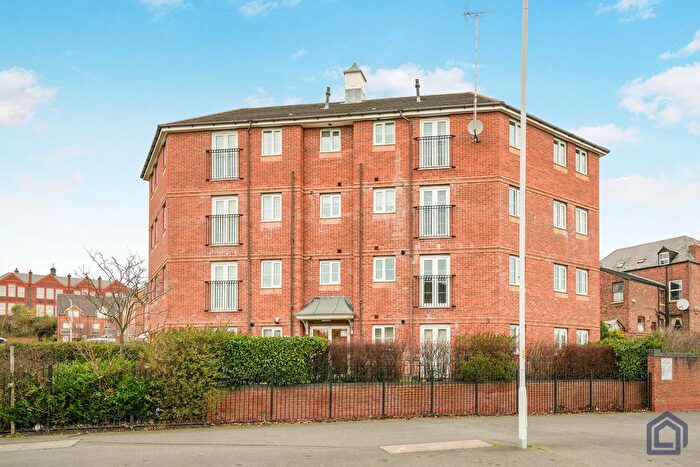 3 Bedroom Flat For Sale In Flat, Ellis Court, Merlin Road, Birkenhead, CH42
