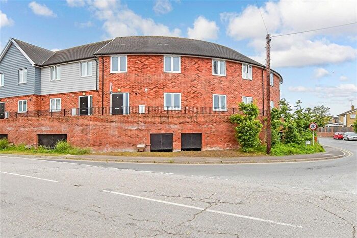 3 Bedroom Terraced House For Sale In Branbridges Road, East Peckham, Tonbridge, Kent, TN12