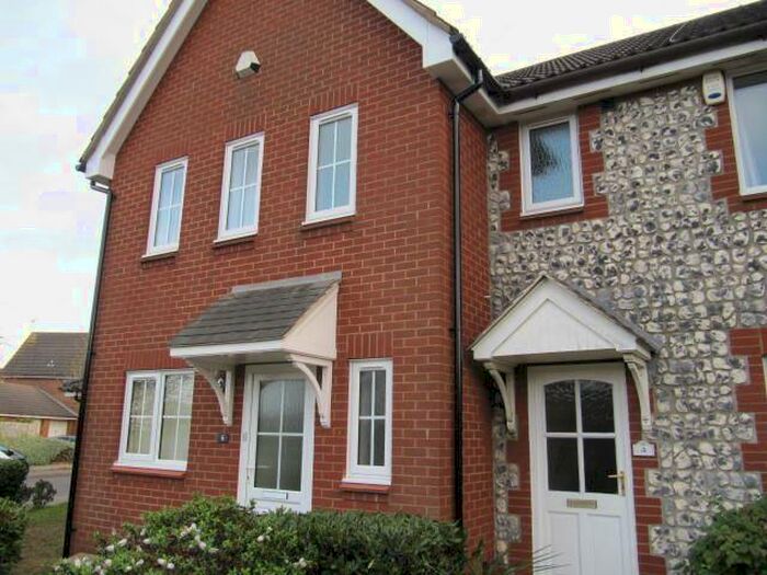 3 Bedroom Semi-Detached House To Rent In Jeavons Lane, Kesgrave, Ipswich, IP5