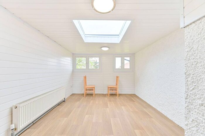 2 Bedroom Flat To Rent In Wembley Hill Road, Wembley Park, Wembley, HA9