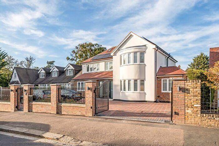 5 Bedroom Detached House To Rent In Willenhall Avenue, New Barnet, New Barnet, Barnet, EN5