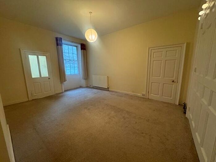 2 Bedroom Apartment To Rent In Albermarle Row, Bristol, BS8