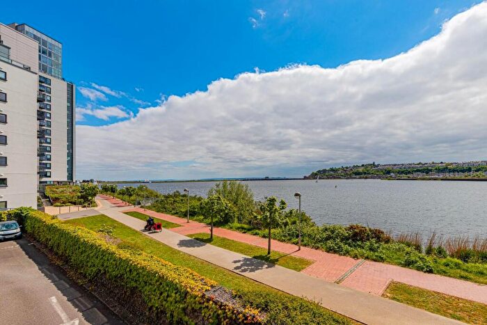2 Bedroom Flat For Sale In Ferry Court, Cardiff, CF11