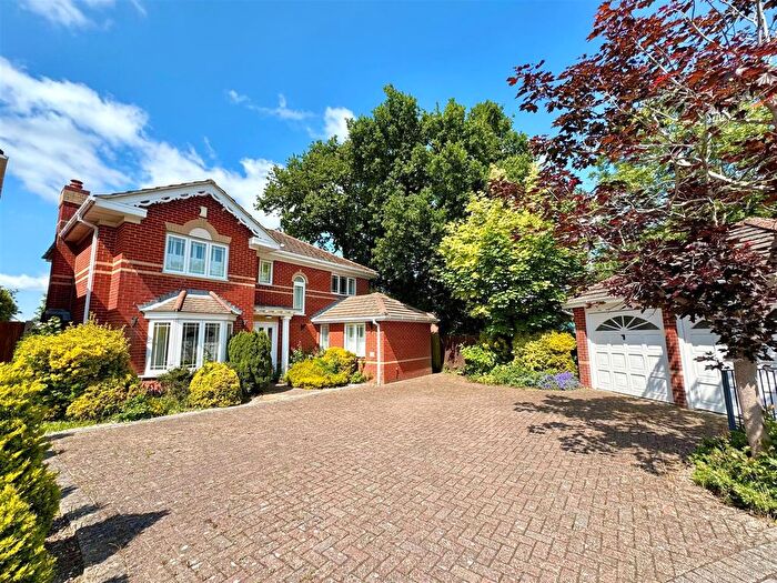 4 Bedroom Detached House For Sale In Bleriot Crescent, Whiteley, PO15