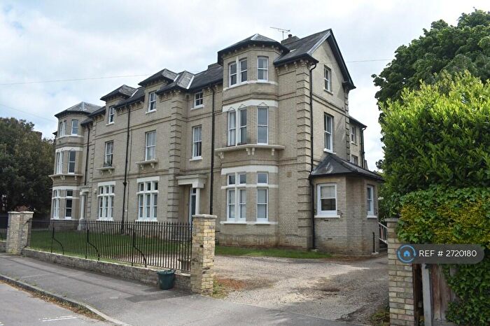 2 Bedroom Flat To Rent In Victoria Road, Colchester, CO3