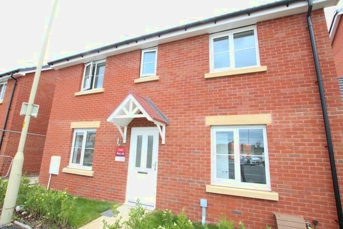 3 Bedroom Detached House To Rent In Rudloe Drive, Quedgeley, Gloucester, GL2