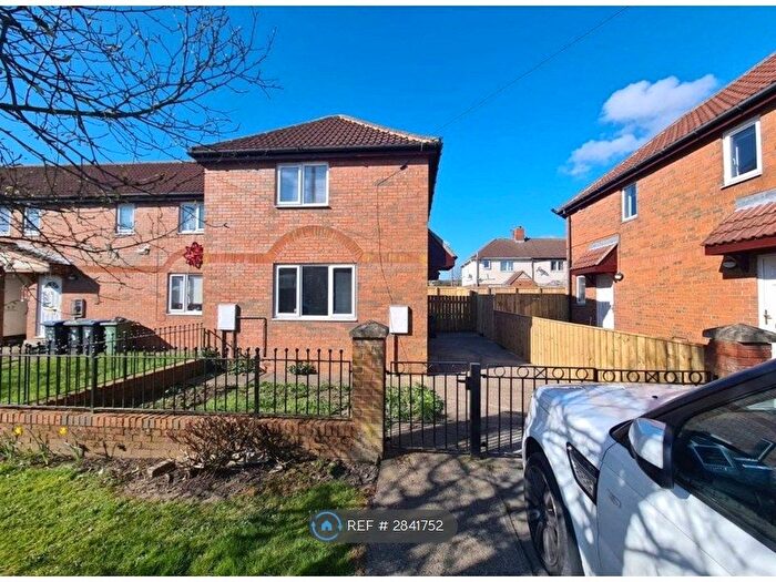 3 Bedroom Terraced House To Rent In Newholme Estate, Wingate, TS28