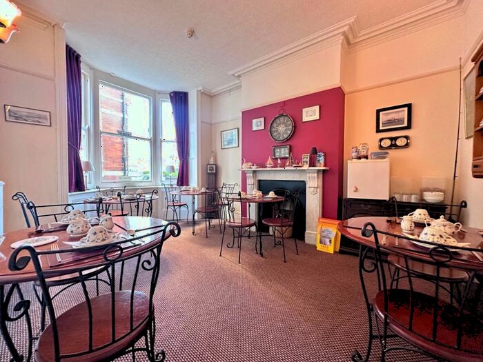 6 Bedroom Town House For Sale In Belle Vue, Weymouth, DT4