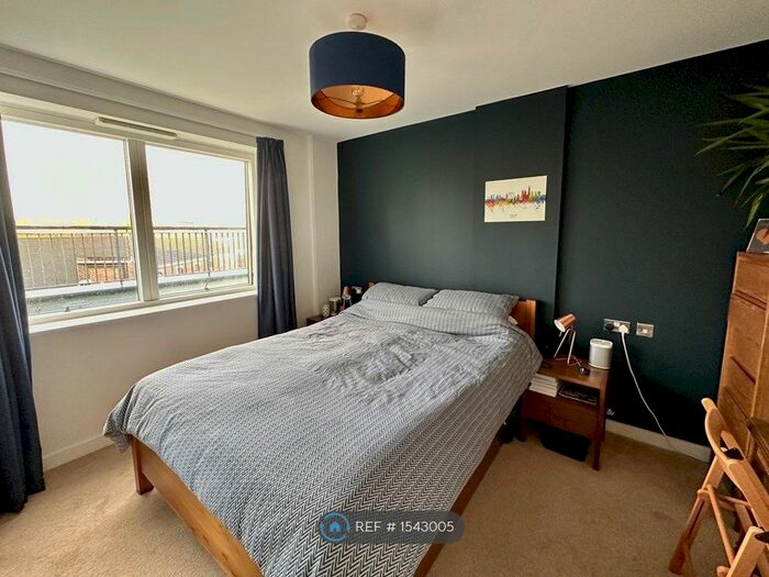 1 Bedroom Flat To Rent In Market Road, London, N7