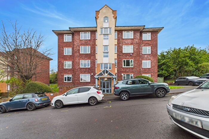 2 Bedroom Flat To Rent In Blackwell Close, Sheffield, S2