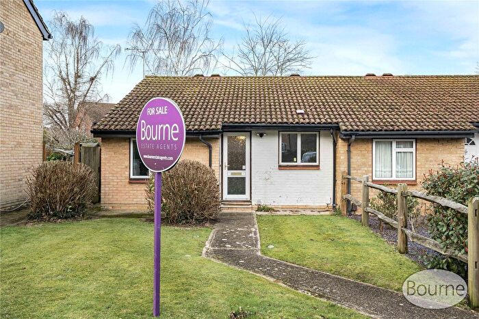 2 Bedroom Bungalow For Sale In Watermead, Goldsworth Park, Woking, Surrey, GU21