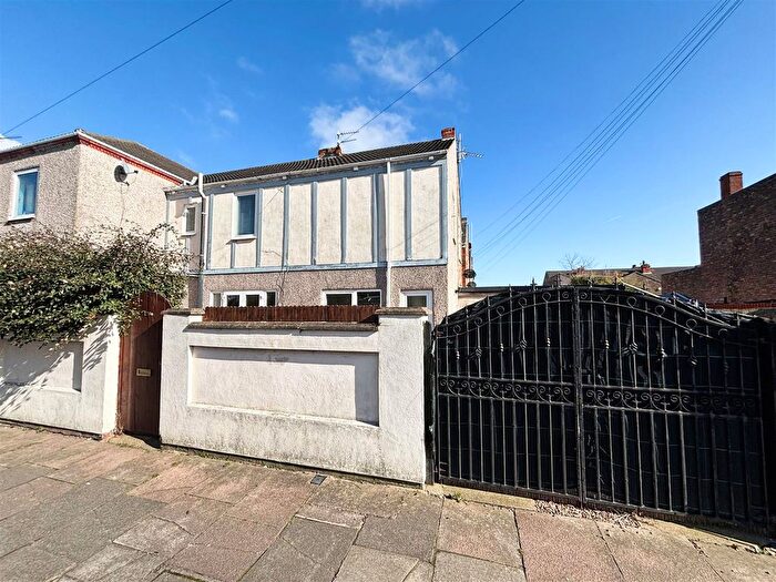 2 Bedroom Property To Rent In Grimsby Road, Cleethorpes, DN35