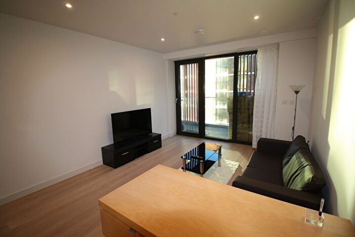 1 Bedroom Flat To Rent In Bonnet Street, London, E16