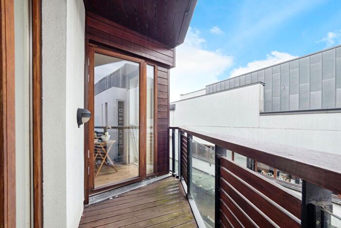 1 Bedroom Flat For Sale In Bedford Street, Exeter, Devon, EX1