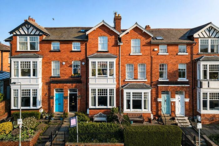 4 Bedroom Town House For Sale In Albemarle Road, York, YO23