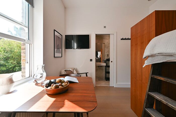 Studio To Rent In Dennington Park Road, London, NW6