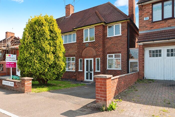 3 Bedroom Semi-Detached House For Sale In Colchester Road, Leicester, LE5