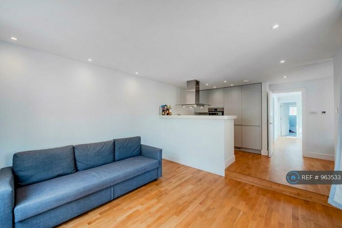 2 Bedroom Flat To Rent In Old Jamaica Road, London, SE16