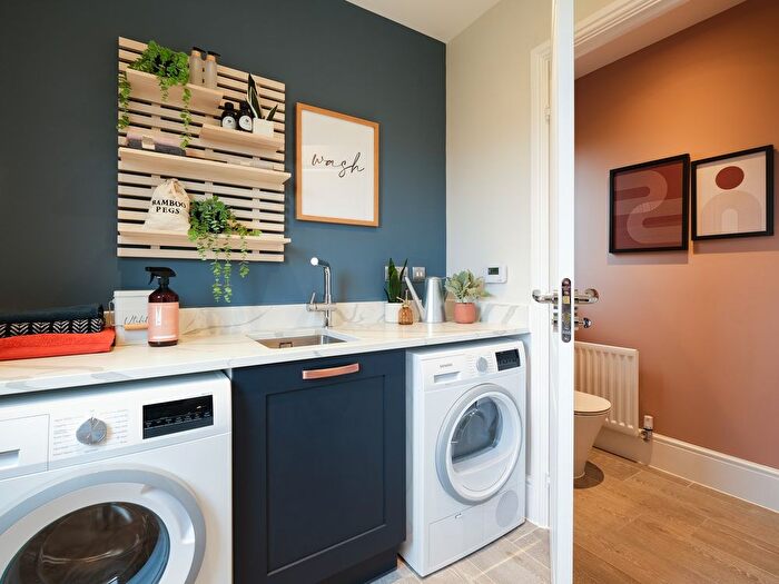 3 Bedroom Detached House For Sale In "Oxford Lifestyle" At Newton Lane, Newton, Nottingham, NG13