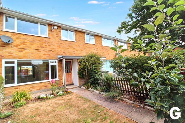 3 Bedroom Terraced House For Sale In Forestside Gardens, Ringwood, Hampshire, BH24