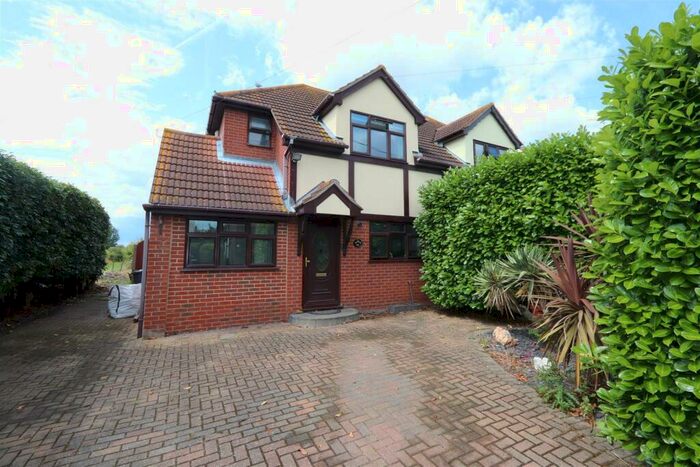 3 Bedroom Semi-Detached House To Rent In Little Wakering Road, Little Wakering, Southend-On-Sea, SS3