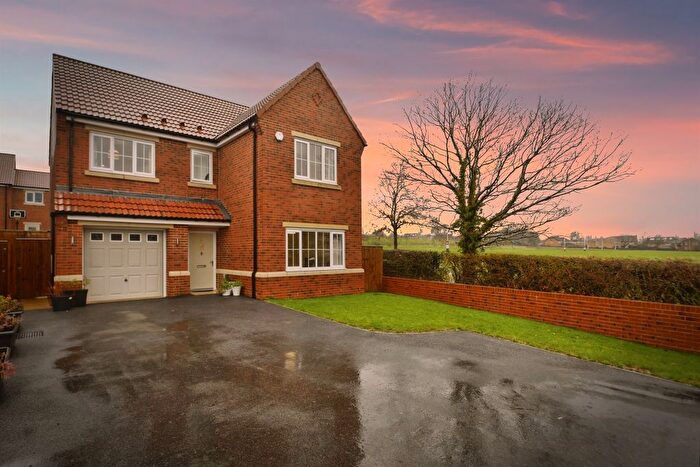 4 Bedroom Detached House For Sale In Willow Drive, Harrogate, HG3