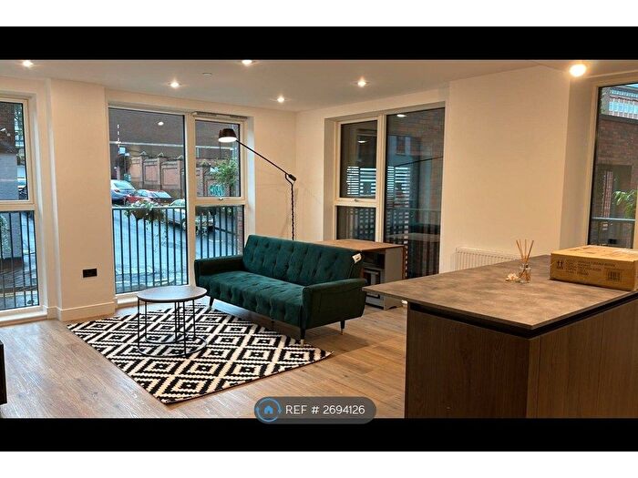 2 Bedroom Flat To Rent In Shadwell Street, Birmingham, B4